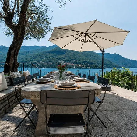 Front Casa Giulia! Hot Tub, Garden, Gym, Ac, Pk! Carate Urio