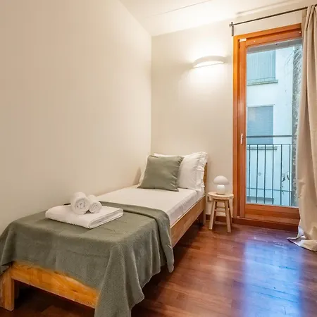 Front Casa Giulia! Hot Tub, Garden, Gym, Ac, Pk! *